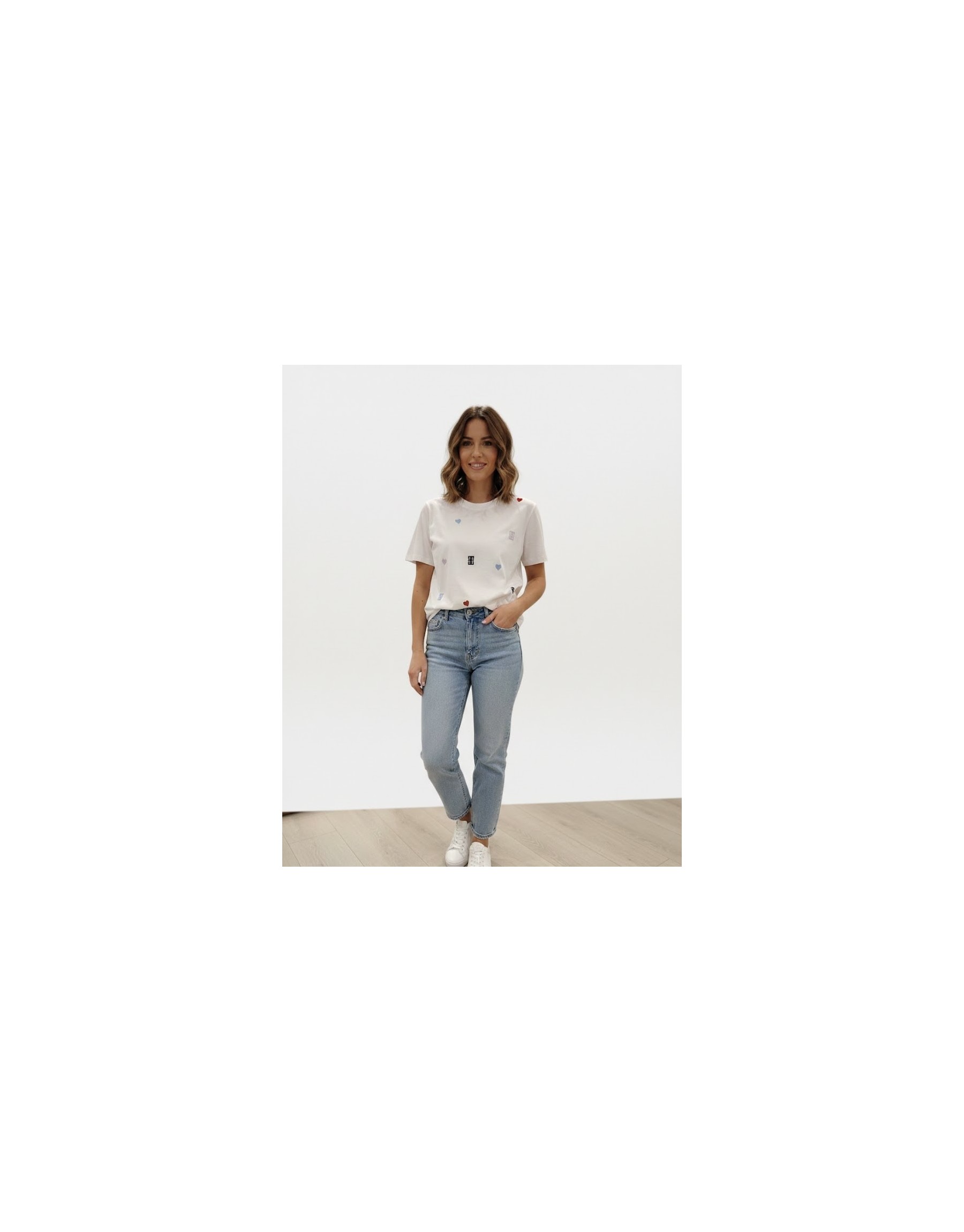 T-shirt  "Joyful Hearts"