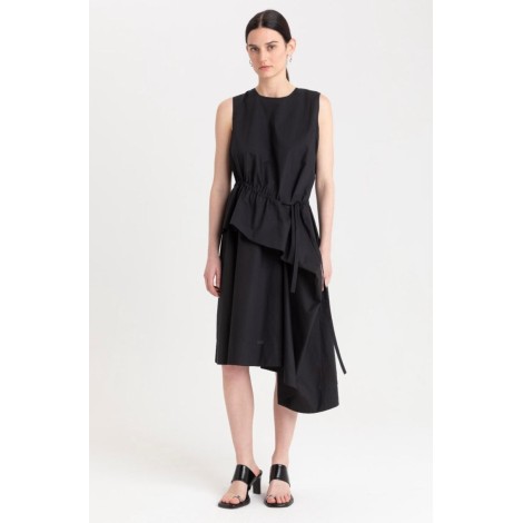 Abito Midi Nero Asimmetrico – Eleganza Architettonica