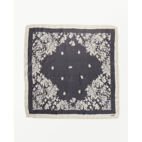 Foulard in Seta a Fantasia Floreale