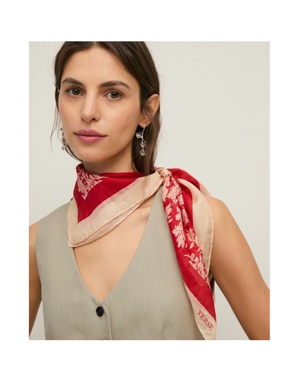 Foulard in Seta a Fantasia Floreale
