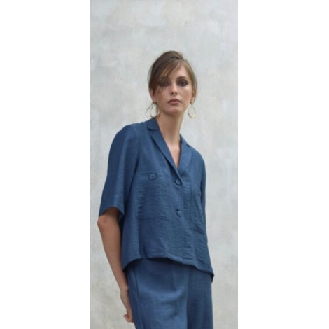 Giacchina Penelope "Boxy" in Lino e Viscosa – Freschezza e Stile Contemporaneo
