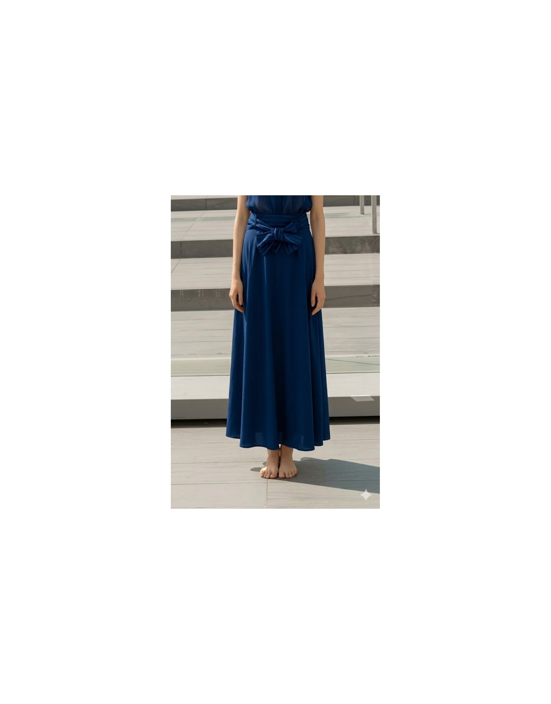 Gonna Maxi "Linear Breeze" – L'Eleganza del Blu con Maxi Fiocco