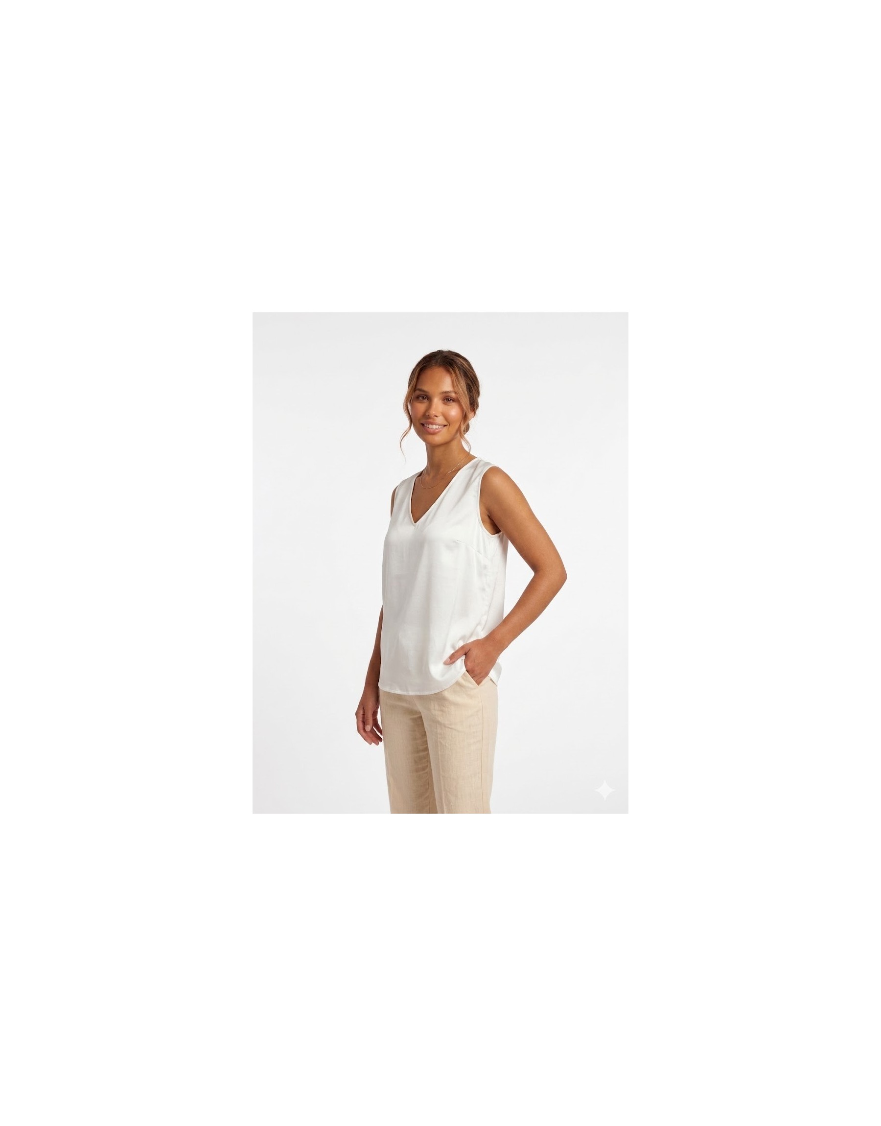 Top Smanicato in Viscosa Satinata – Minimalismo Chic