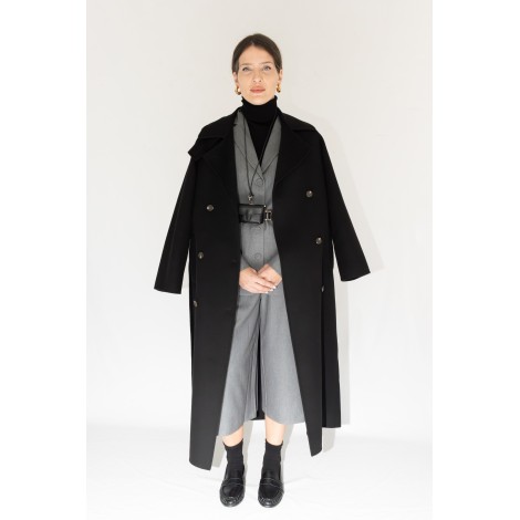 Cappotto nero lungo
