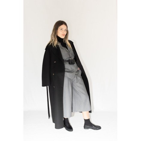 Cappotto nero lungo