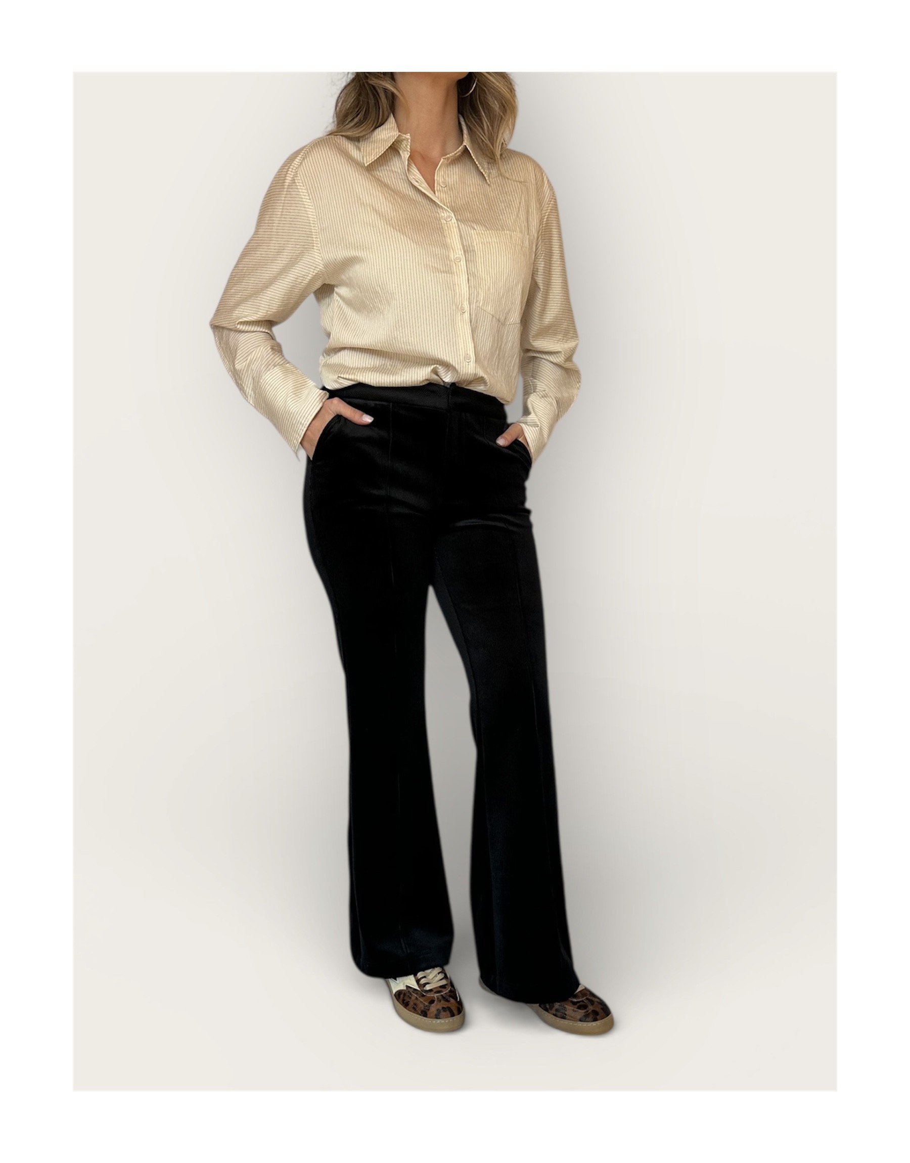 Pantalone flare in velluto