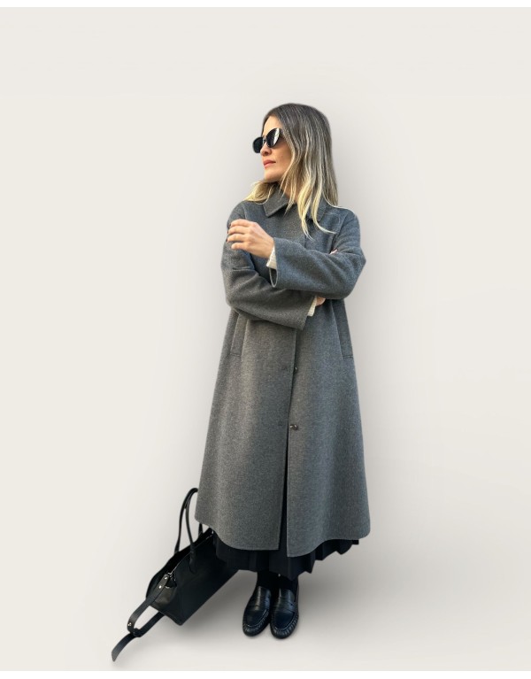 Cappotto grigio minimal chic