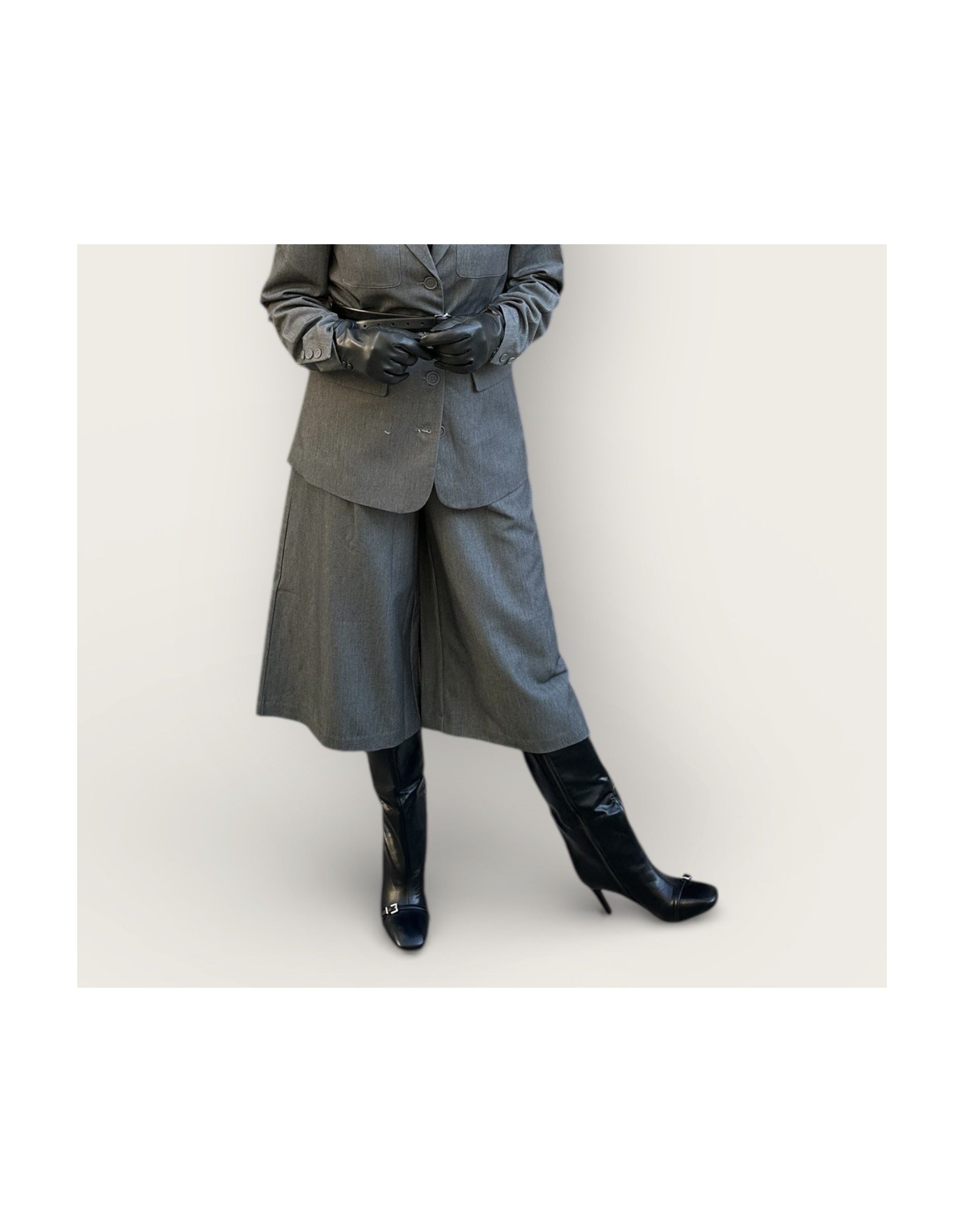Pantalone culotte grigio