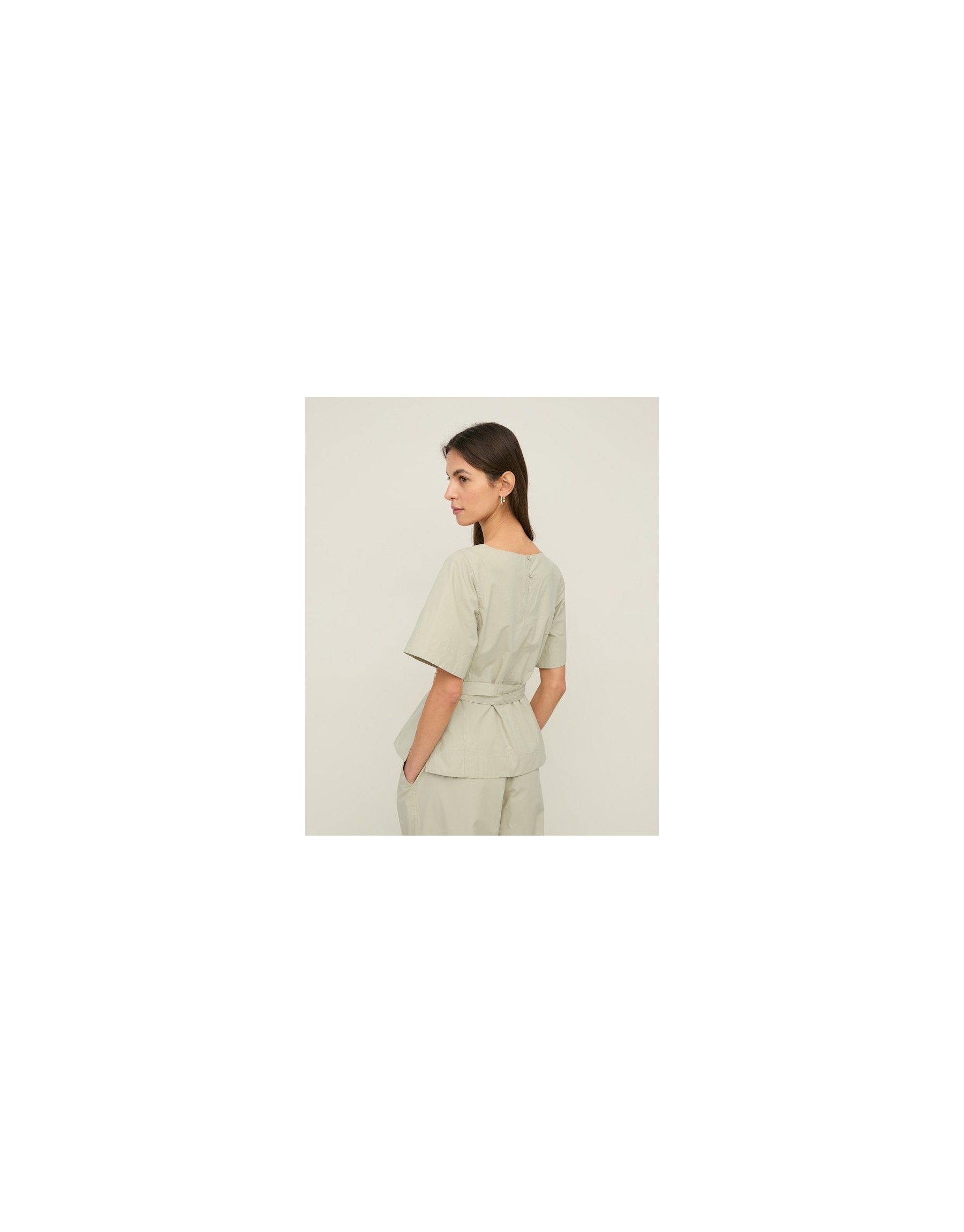 Blusa con Cintura  – Eleganza Naturale